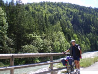 unterwegs am Bach entlang