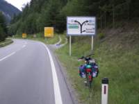 Abzweigung zur gesperrten Reschenstrasse